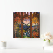 Die gestanzte Glastiffe wirkt Viktorianisch elegan Quadratische Wanduhr (Zuhause)