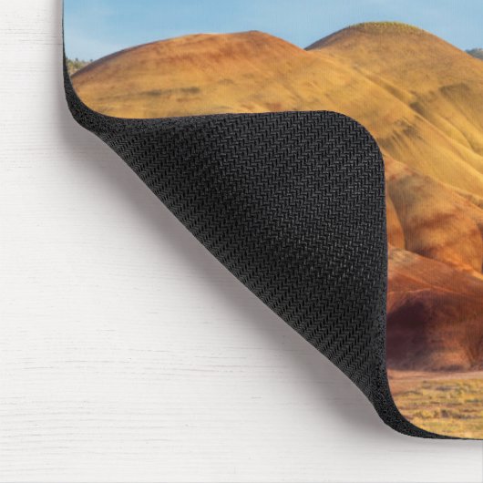 Die gestrichenen Hügel in den John Day Fossil Bett Mousepad (Ecke)