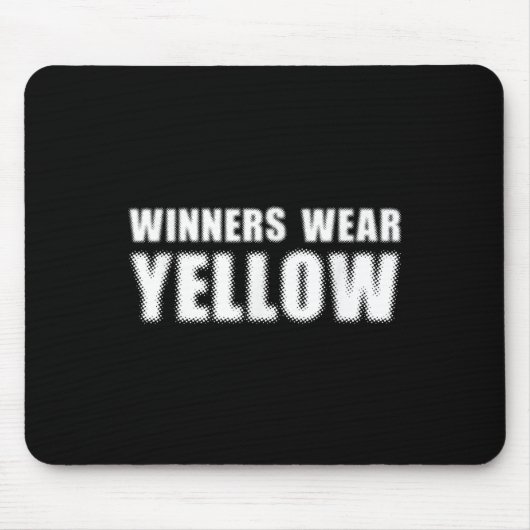Die Gewinner tragen den Game Compe des Teams aus d Mousepad (Vorne)