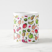 die gezeichnete Hand trägt Muster Früchte Jumbo-Tasse (Vorderseite)