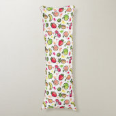 die gezeichnete Hand trägt Muster Früchte Seitenschläferkissen (Vorderseite Vertikal)