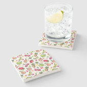 die gezeichnete Hand trägt Muster Früchte Steinuntersetzer (Seitenansicht)