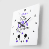 Die Gin Queen White Quadratische Wanduhr (Winkel)