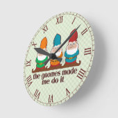 Die Gnomen ließen mich es römisch nummerieren Runde Wanduhr (Winkel)