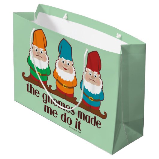 Die Gnomes ließen mich es tun Große Geschenktüte (Rückseite Schrägansicht)