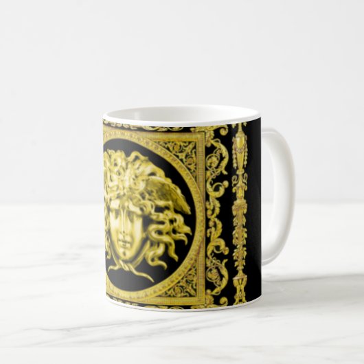 Die Goldene Medusa-Tasse Kaffeetasse (VorderseiteRechts)