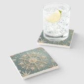 Die goldene Verkleidung des Winters: Eine Snowflak Steinuntersetzer (Seitenansicht)