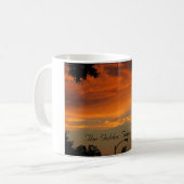 Die goldene Zeit der Tasse des Kaffees (Vorderseite Links)