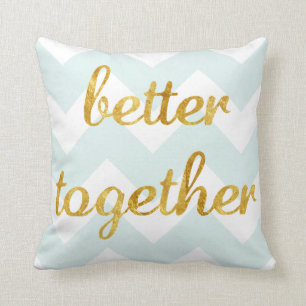 Die Goldfolie, die Pillow besser ist zusammen Kissen
