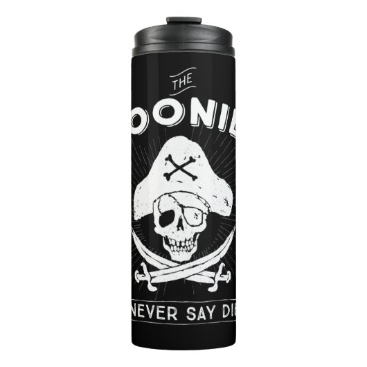 Die Goonies "Niemals sagen Die Piraten-Abzeichen Thermosbecher (Vorderseite)