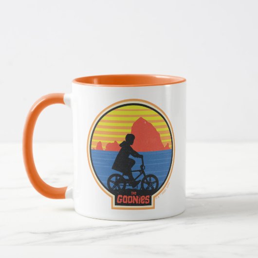 Die Goonies Retro Mikey Riding Bike Grafik Tasse (Links)