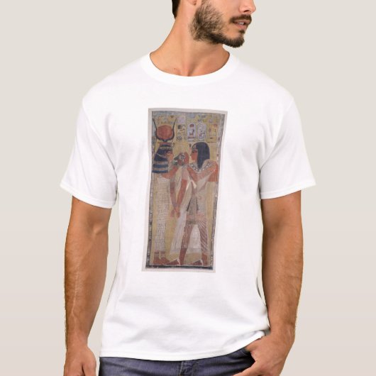 Die Göttin Hathor, der den magischen Kragen setzt T-Shirt (Vorderseite)