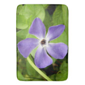 Die große Badermatte von Periwinkle Badematte (Vorderseite Vertikal)
