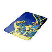 Die große Hokusai Welle in der Pop-Kunst-Art Badematte (Schrägansicht)