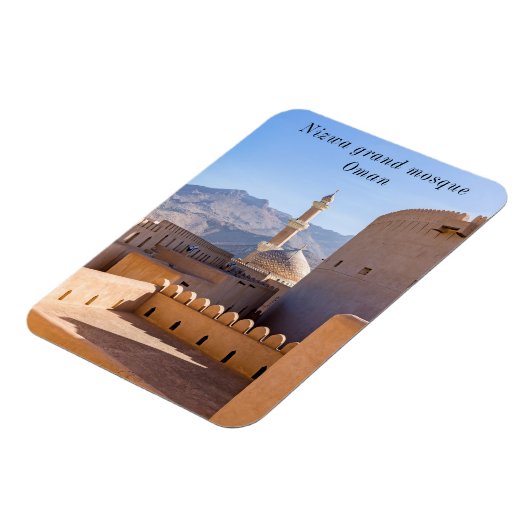Die Große Moschee und Minarett in Nizwa - Oman Magnet (Linke Seite)