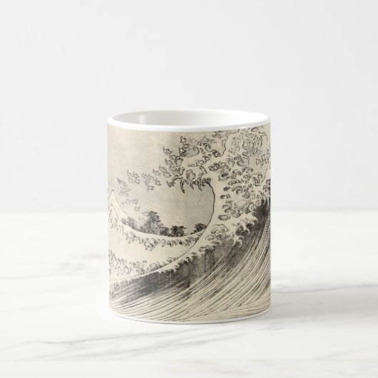 Die große Welle (von Katsushika Hokusai) Kaffeetasse (Mittel)
