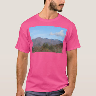 Die großen Smokey-Berge über Bryson City im Norden T-Shirt