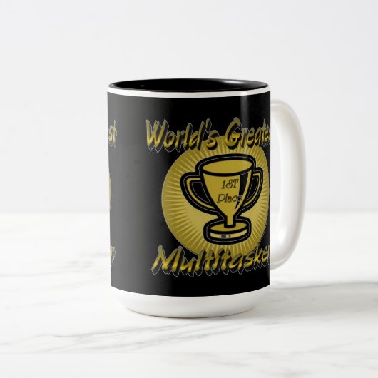 Die größte Multitasker-Trophäe der Welt Zweifarbige Tasse (VorderseiteRechts)