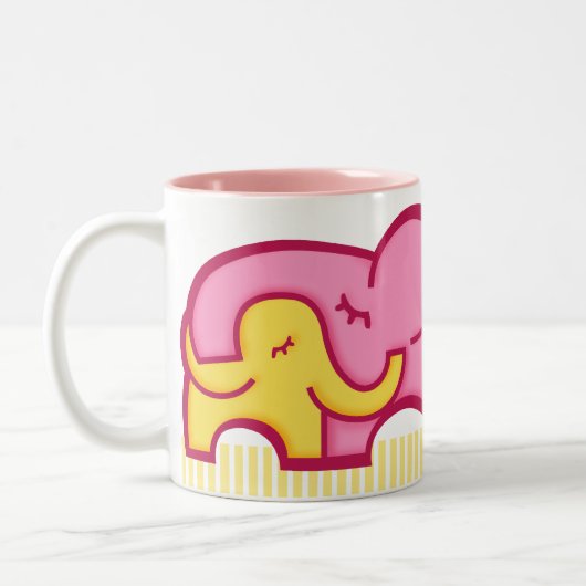 Die größte Tasse von Mami-Elefanten (Links)