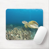 Die grüne Meeresschildkröte (Chelonia mydas) ist d Mousepad (Mit Mouse)