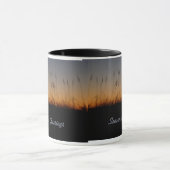 Die Grüße der Seemänner und Dünen bei Sonnenunterg Tasse (Zentrum)