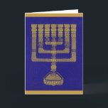 Die Grußkarte Temple Menorah Feiertagskarte<br><div class="desc">Diese Grußkarte zeigt einen Ausdruck einer originalen Stickerei des Lampststandes (menorah), der im alten Tempel in Jerusalem gefunden wurde. Eingebettet in das Stickereidesign ist Text, in hebräischen Buchstaben, von Exodus 25:35, der die Gestaltung des Lampständs durch Tempelhandwerker beschreibt. Erlöse aus dem Verkauf dieser Karte profitieren die Fabrangen havurah in Washington,...</div>