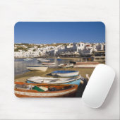 Die Hafenstadt mit bunten Fischerbooten Mousepad (Mit Mouse)