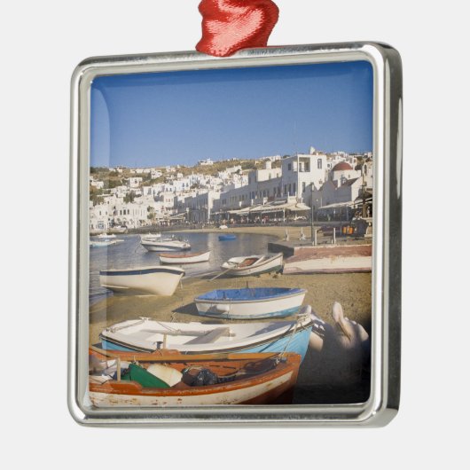 Die Hafenstadt mit bunten Fischerbooten Silbernes Ornament (Links)