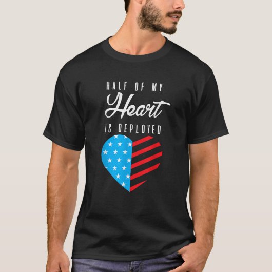 Die Hälfte meines Herzens wird von der militärisch T-Shirt (Vorderseite)
