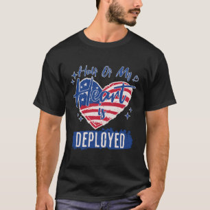 Die Hälfte meines Herzens wird von der militärisch T-Shirt
