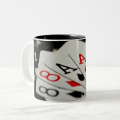 Die Hand des toten Mannes Zweifarbige Tasse (Vorderseite Links)