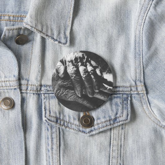 Die Hände der Großmutter Button (Beispiel)