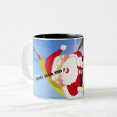 Die Hängematte und Palmen im Santa Cilling Zweifarbige Tasse (Vorderseite Links)