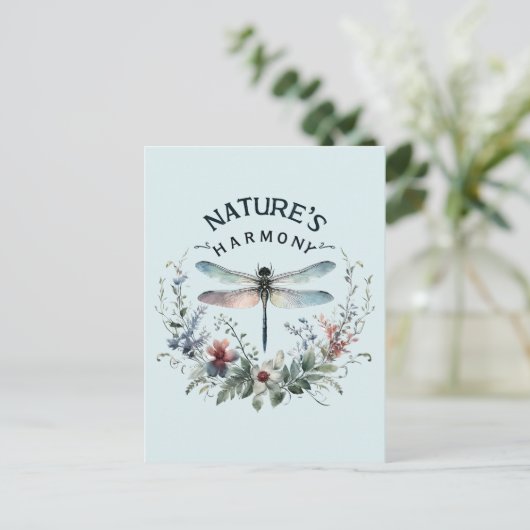 Die Harmonie der Natur - Künstlerische Libelle Postkarte (Stehend Vorderseite)