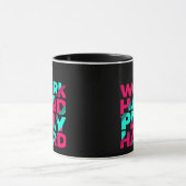 Die harte Arbeit - harte Skull-Motivation ist uner Tasse (Zentrum)