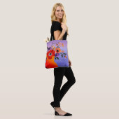 Die helle rote Vase der Blume Tasche (Am Model)