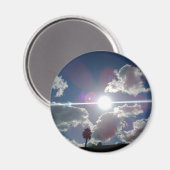 Die helle Sonne strahlt durch die Silberwolken Magnet (Vorderseite/Rückseite)