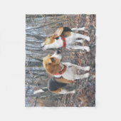 Die Heulen-Beagles in der Holz-Beagle-Fleece-Decke Fleecedecke (Vorderseite)