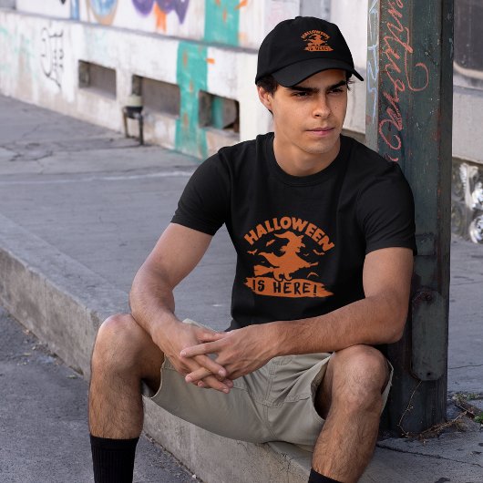 Die Hexe kommt: Halloween ist hier! Tri-Blend Shirt