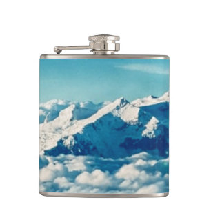 Die Himalaya-Berge in Wolken Blauer Himmel Flachmann