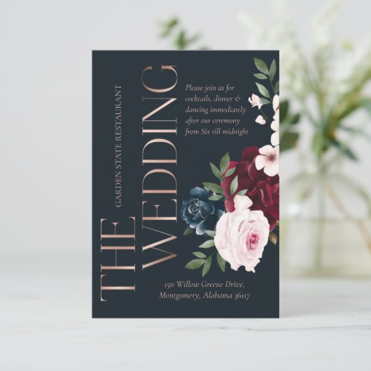 Die Hochzeit von Burgund & Navy Wasserfarbe Floral Begleitkarte (Stehend Vorderseite)