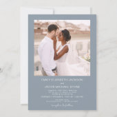 Die Hochzeit von zwei Foto Dusty Blue QR-Code Einladung (Rückseite)