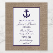 Die Hochzeitskollektion der Marine auf Burlap Beac Weinetikett (Einzelnes Label)
