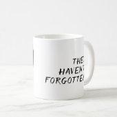 Die Hühner erinnern sich (Dinosaurier-Cartoon) Kaffeetasse (VorderseiteRechts)