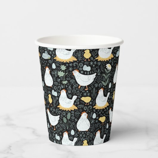 Die Hühner träumen in der Kulisse des Schwarzen Pappbecher (Rückseite)