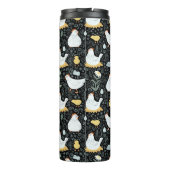 Die Hühner träumen in der Kulisse des Schwarzen Thermosbecher (Rückseite)