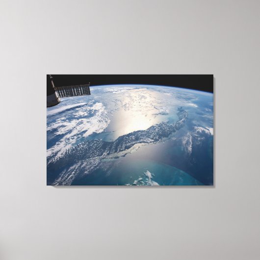 Die Internationale Raumstation über dem Atlantik Leinwanddruck (Vorderseite)