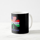 Die irische amerikanische Flagge und das keltische Kaffeetasse (VorderseiteRechts)