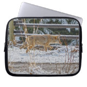 Die Jagd auf Coyote und das Winter-Schnee Laptopschutzhülle (Vorderseite)