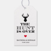 Die Jagd ist über rustikale Hochzeit Geschenkanhänger (Rückseite)